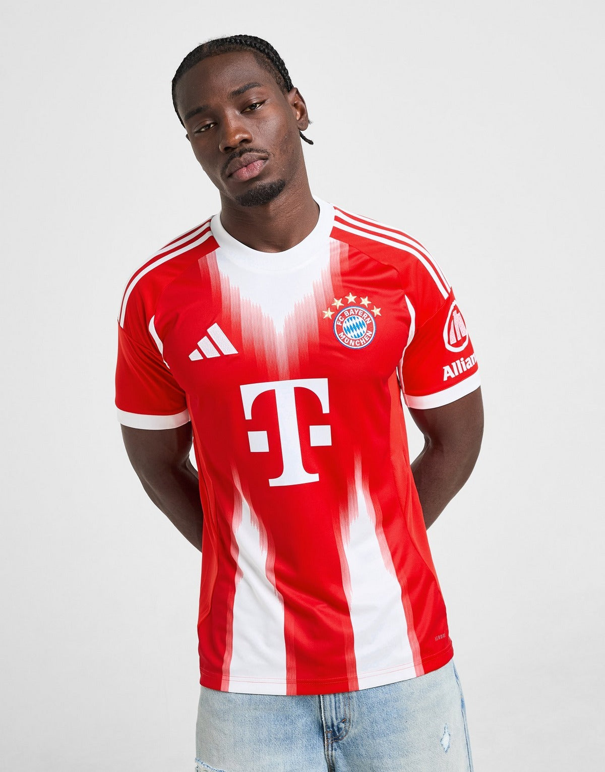Bayern Munich 2025/26 Home Shirt