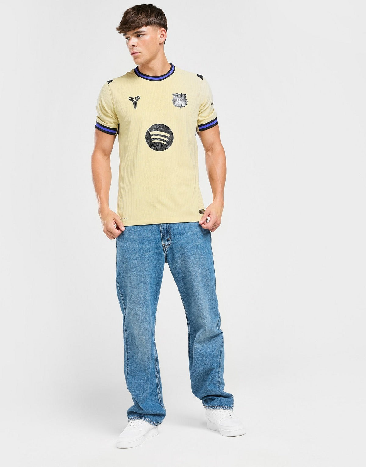 Barcelona 2025/26 Match Away Shirt
