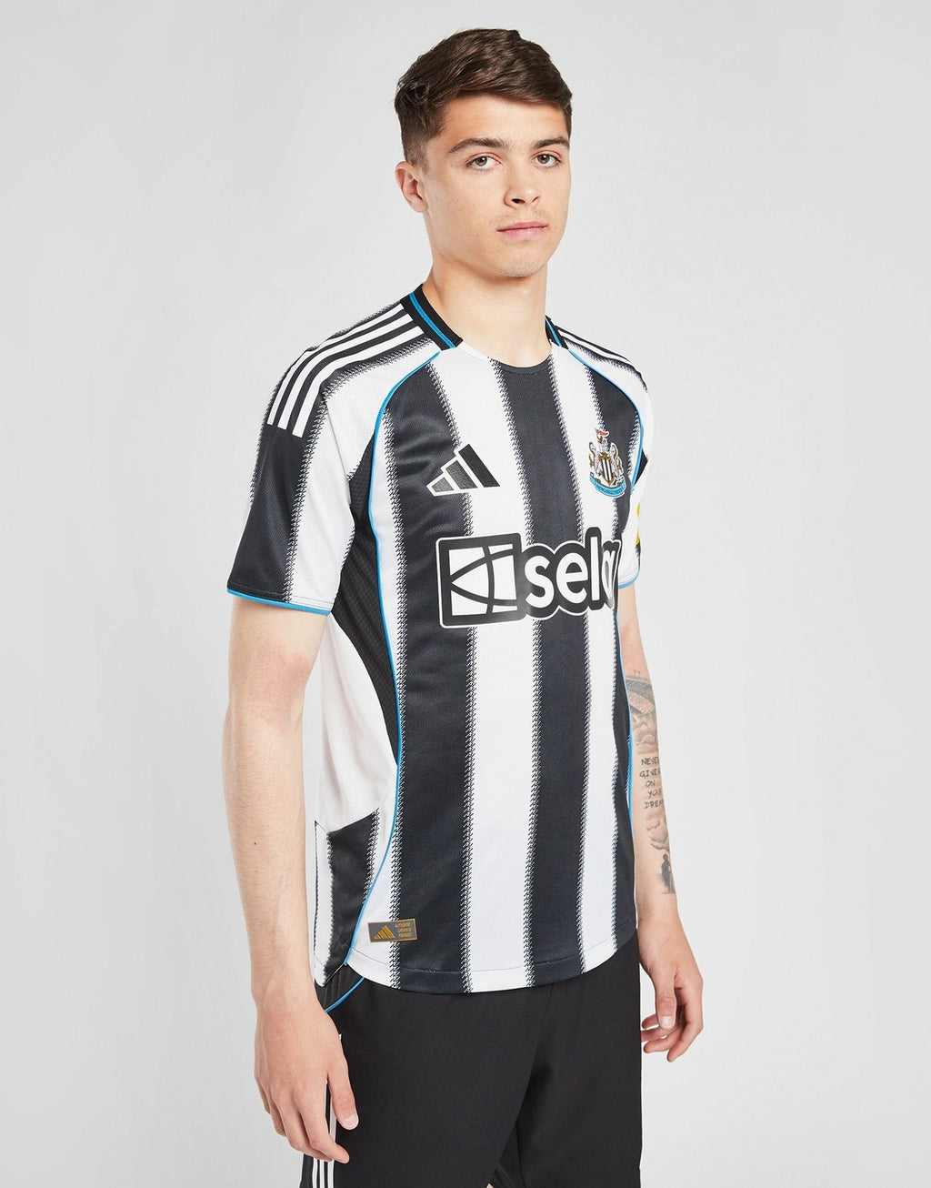 Newcastle United 2025/26 Home Shirt