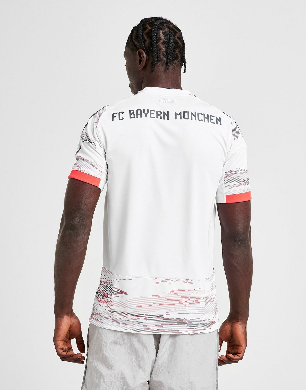 Bayern Munich 2025/26 Away Shirt