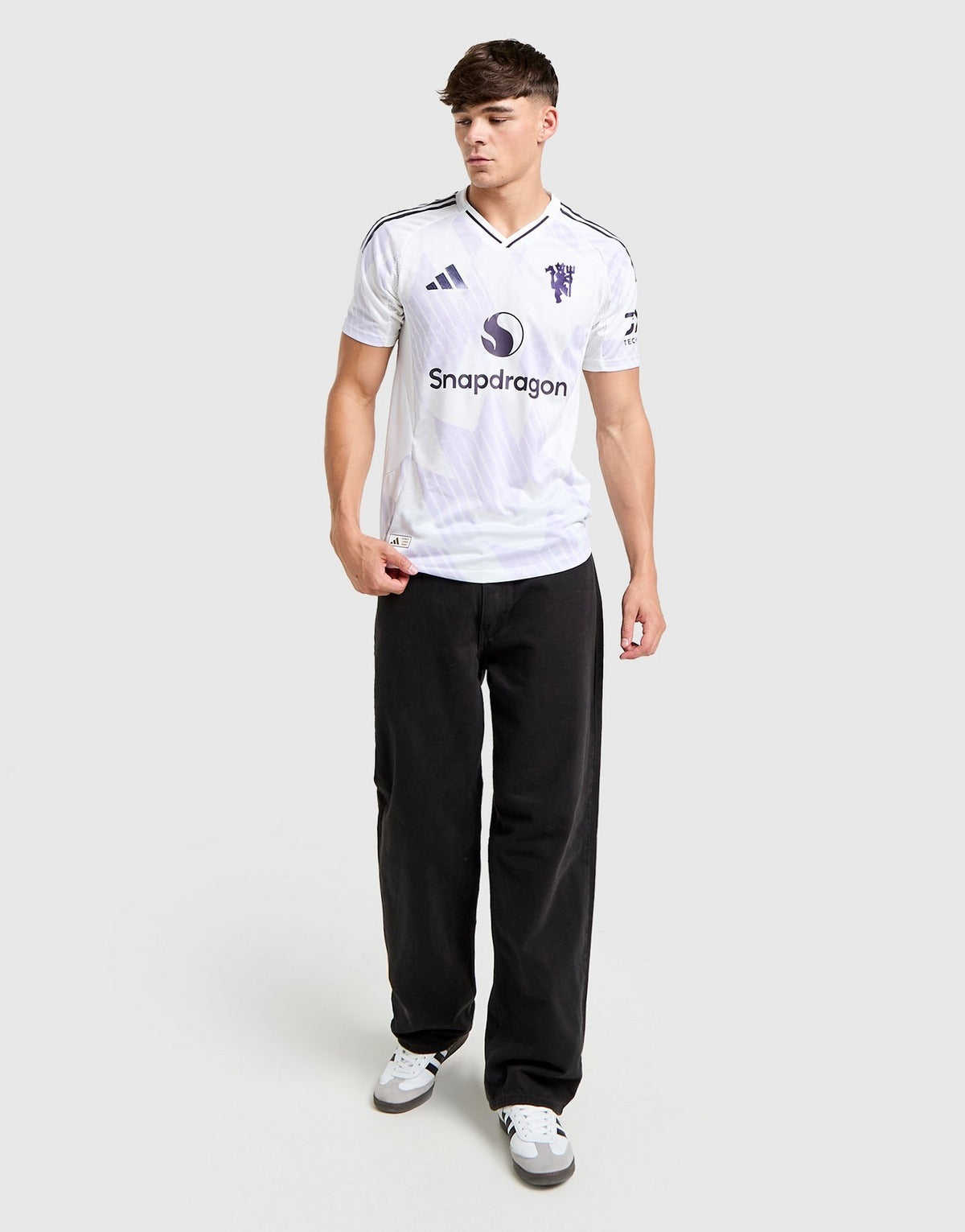Manchester United 2025/26 Away Shirt
